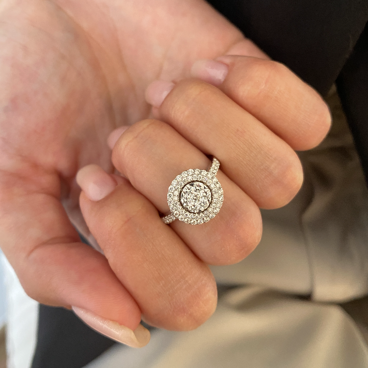Round Diamond Ring