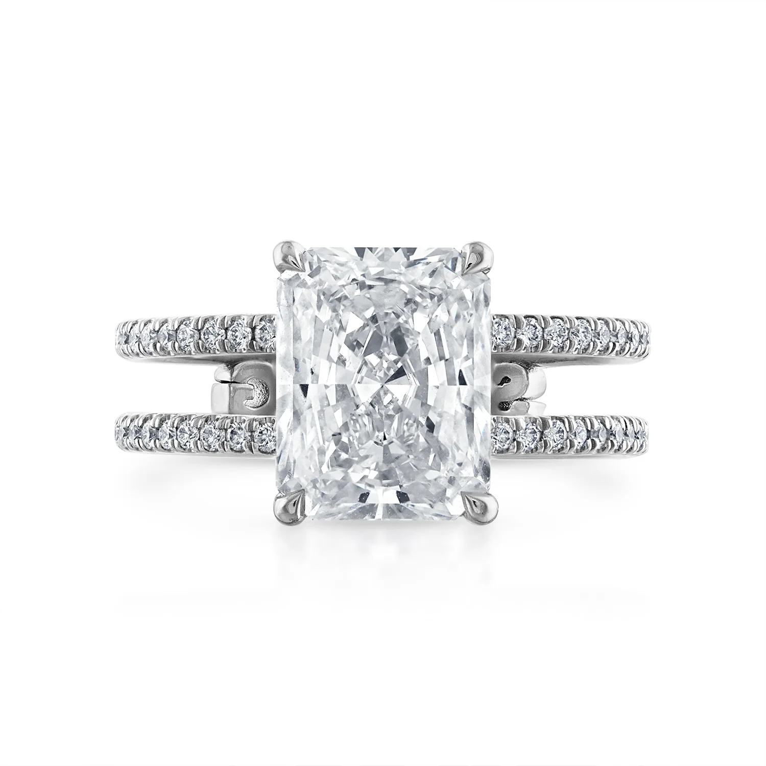 Radiant Cut Diamond Ring