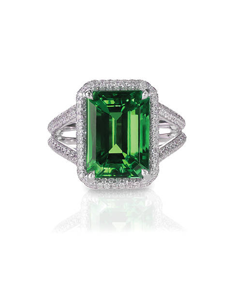 emerald cut engagement rings