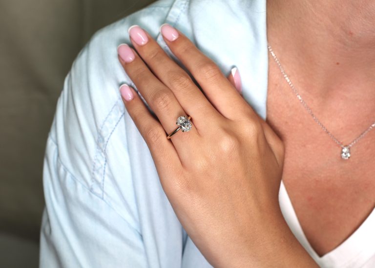 J-Soli-Ring-Ov-לבן